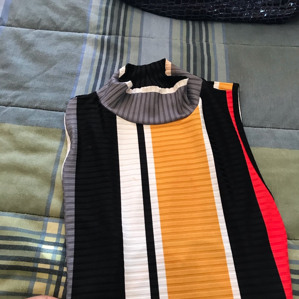 Dress - Picture 4 of 8